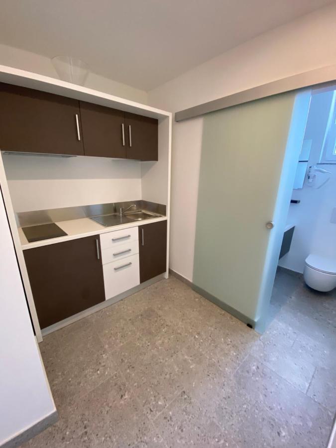 Apartmani Kumenat Biograd Na Moru Esterno foto