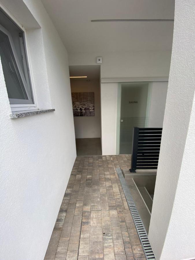 Apartmani Kumenat Biograd Na Moru Esterno foto