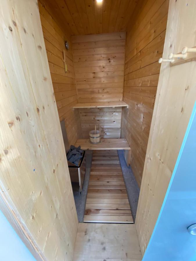 Apartmani Kumenat Biograd Na Moru Esterno foto